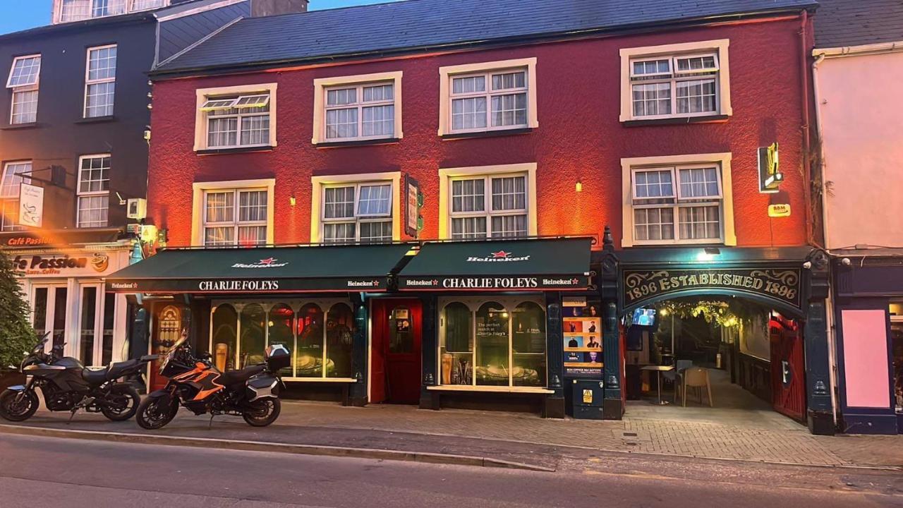 Bed and Breakfast Charlie Foleys Killarney Exterior foto
