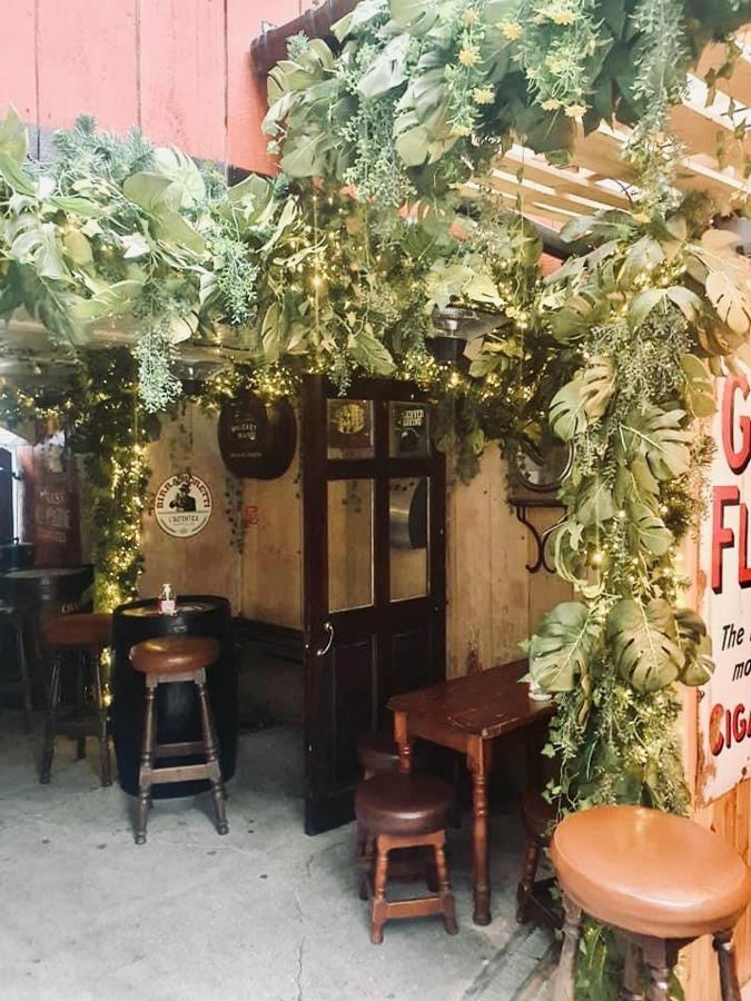 Bed and Breakfast Charlie Foleys Killarney Exterior foto